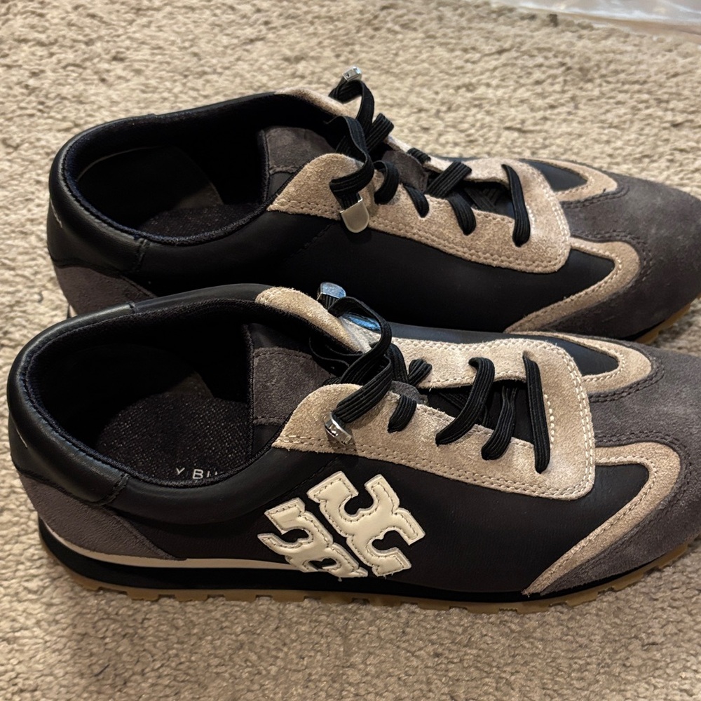 Tory Burch Black and Tan Lace-Up Sneakers SIze 7